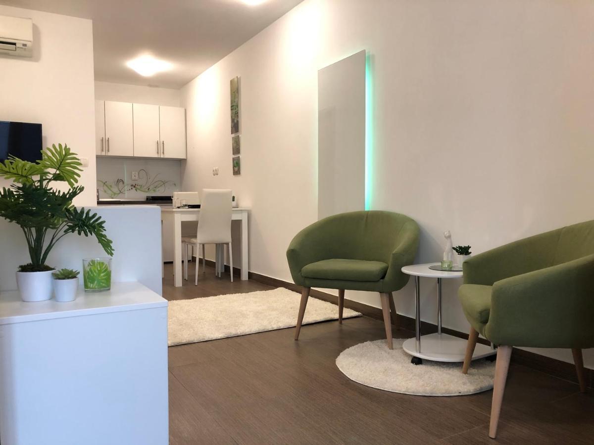 Luxury Central Studio Under The Castle Apartment Ljubljana Luaran gambar